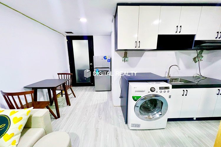 Nice Studio for rent with washine machine on Vo Thi Sau street 1
