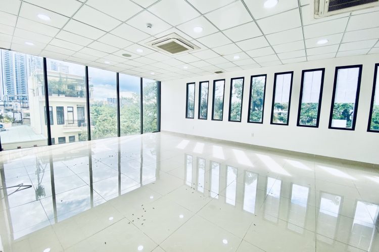 Office for lease in District 10 (2)