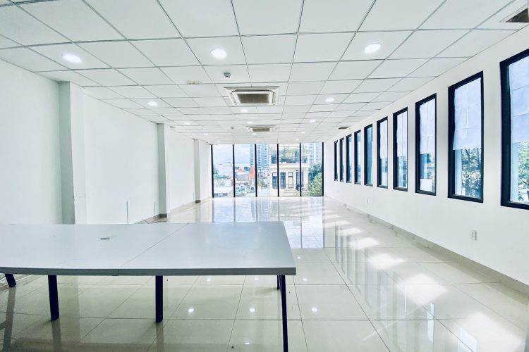 Office for lease in District 10 (4)