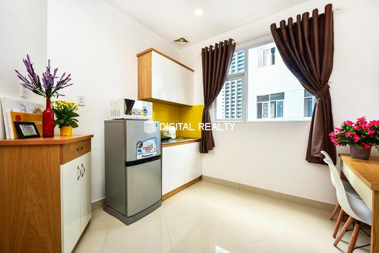 One Apartment for rent near Hoang Sa Canal 17