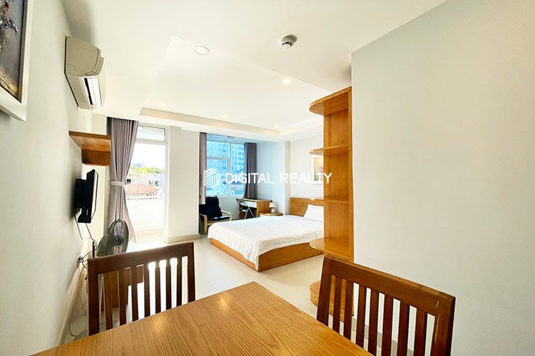 One Bedroom Apartment For rent in Binh Thanh Me Linh street 1 1
