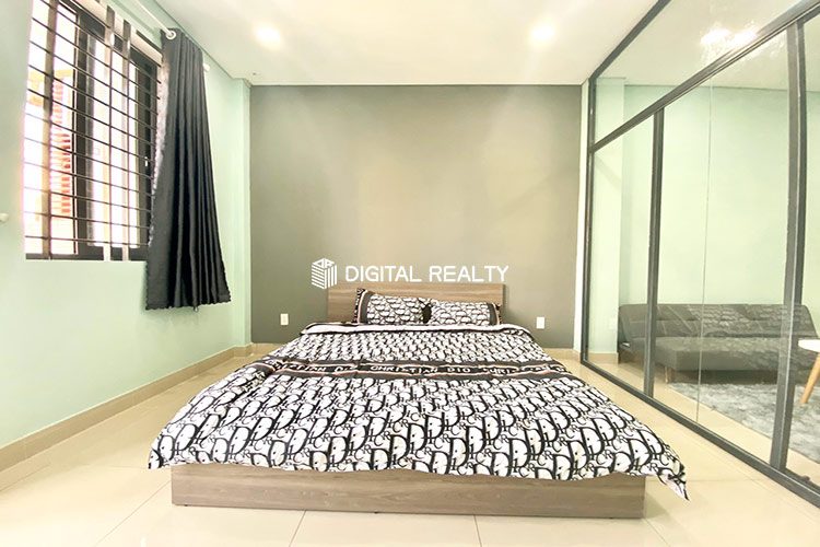 One Bedroom For rent in District 1 Thach Thi Thanh street 2