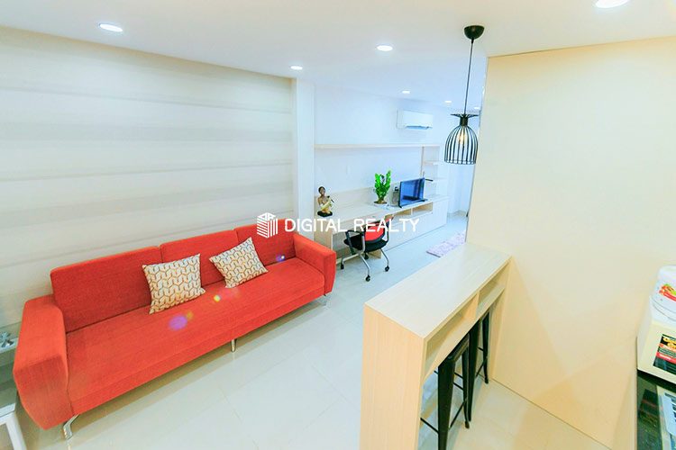 One Bedroom for rent in District 1 Tran Dinh Xu Street 11
