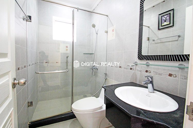 One Bedroom for rent on Nguyen Dinh Chinh street Phu Nhuan 9