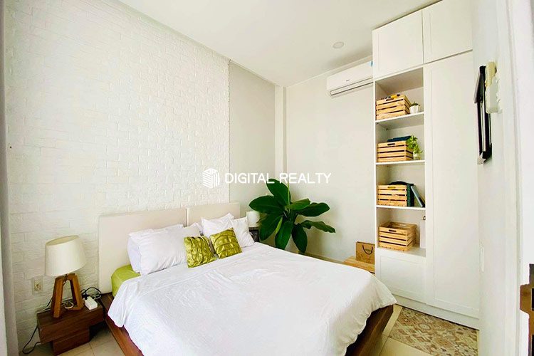 One Bedroom with balcony for rent on Street 47 Thao Dien HCMC 7