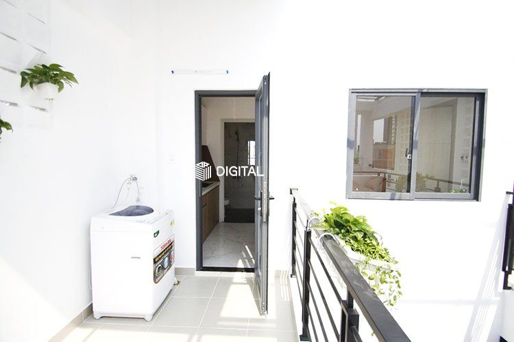 Private balcony overlooking Vinhome Studio for rent in Binh Thanh Near District 1 24h Security 2