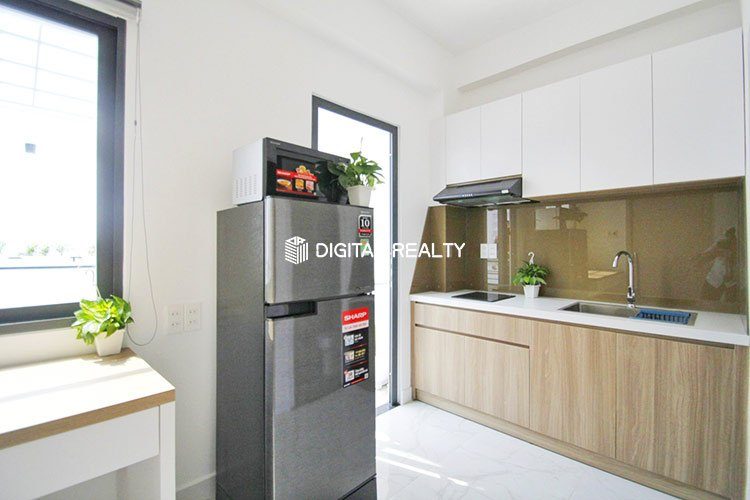 Private balcony overlooking Vinhome Studio for rent in Binh Thanh Near District 1 24h Security 5