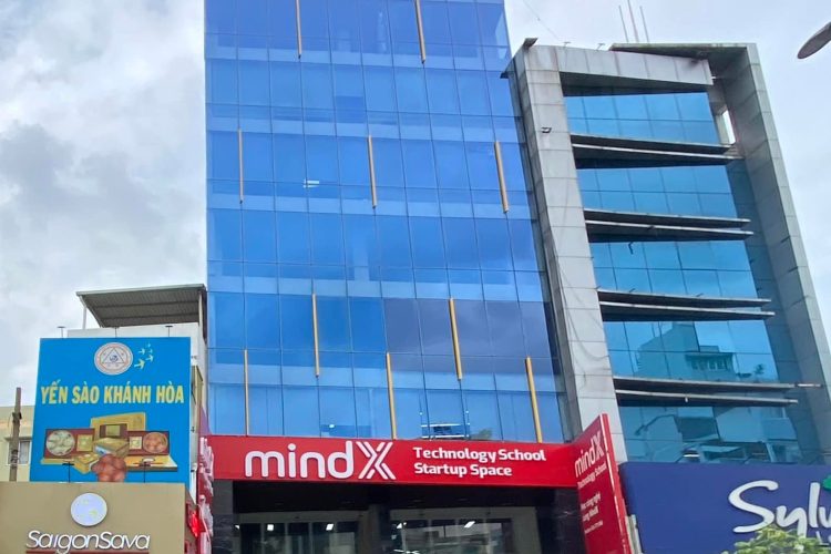 STA 32 building Office for lease in District 10 (2)