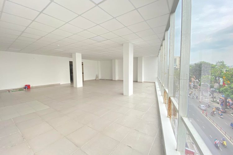STA 32 building Office for lease in District 10 (4)