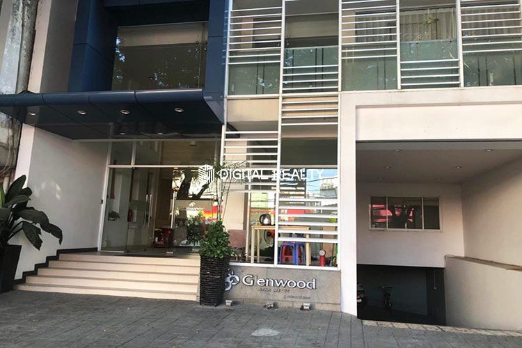 Serviced Modern design 2 Bedrooms in District 2 Nguyen Van Huong Thao Dien 17 1