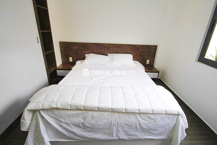Serviced One Bedroom in Center City HCMC Fully Furnised and has Balcony 11