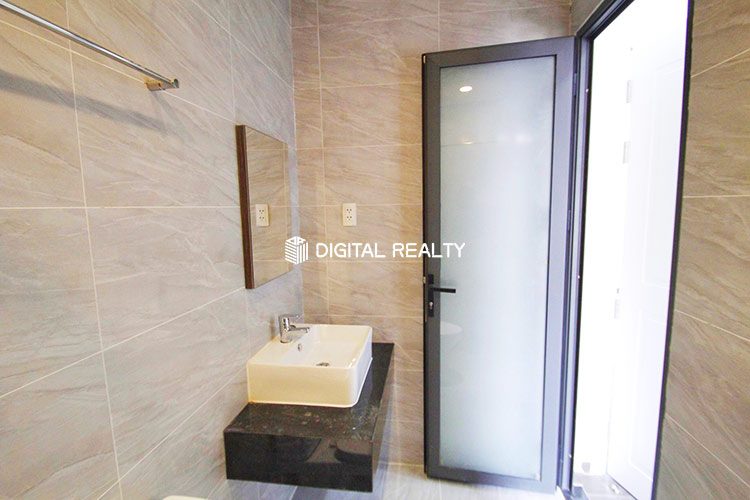 Serviced One Bedroom in Center City HCMC Fully Furnised and has Balcony 13