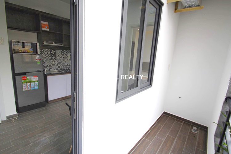 Serviced One Bedroom in Center City HCMC Fully Furnised and has Balcony 4