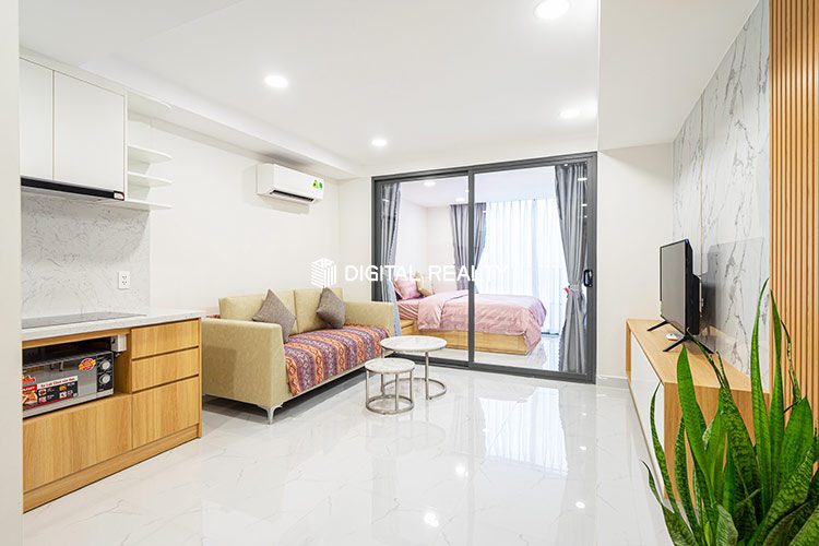 Spacious One Bedroom for rent in City Center 11
