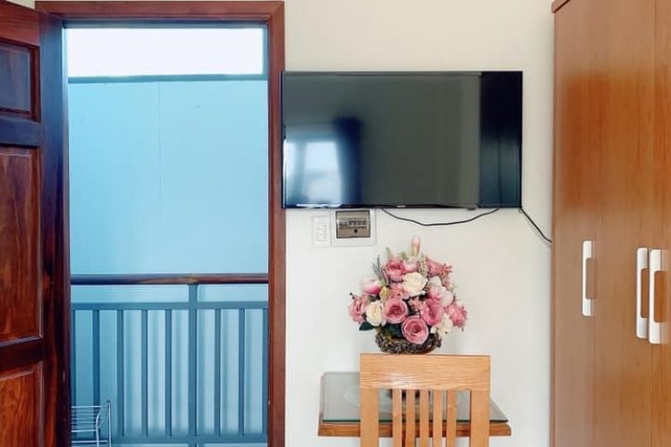 Studio for rent on Ly Chinh Thang street 4