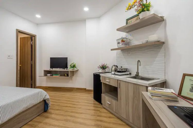 Studio for rent on Ngo Tat To street Binh Thanh Ho Chi Minh City 3