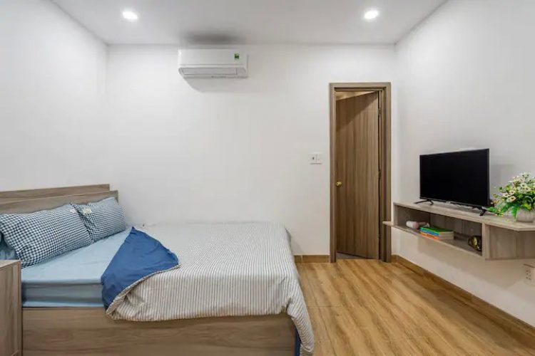 Studio for rent on Ngo Tat To street Binh Thanh Ho Chi Minh City 6