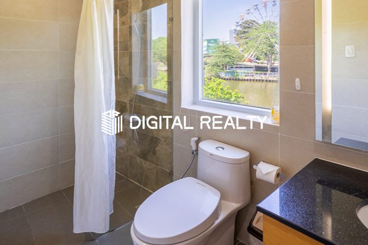 Studio with balcony riverview near District 1 City Center 11