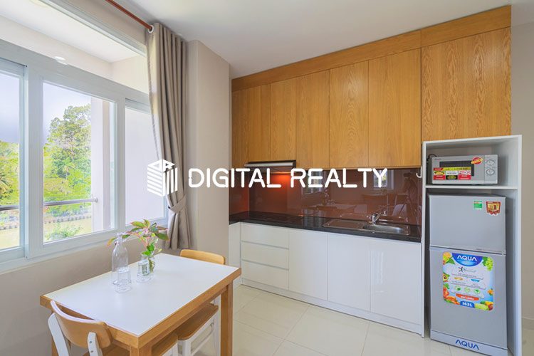 Studio with balcony riverview near District 1 City Center 2