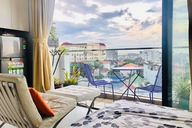 Top high floor studio for rent with good view in Thao Dien 5