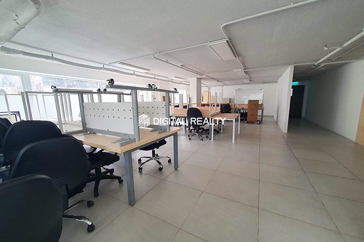 Van Thanh Building Office for lease in Binh Thanh 3
