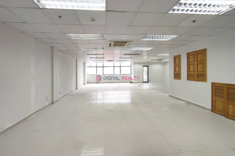 Van Tuong Building Office for lease in District 10 (5)