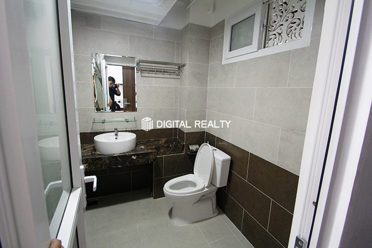 Well design Studio for rent in District 7 Have pool and gym 6